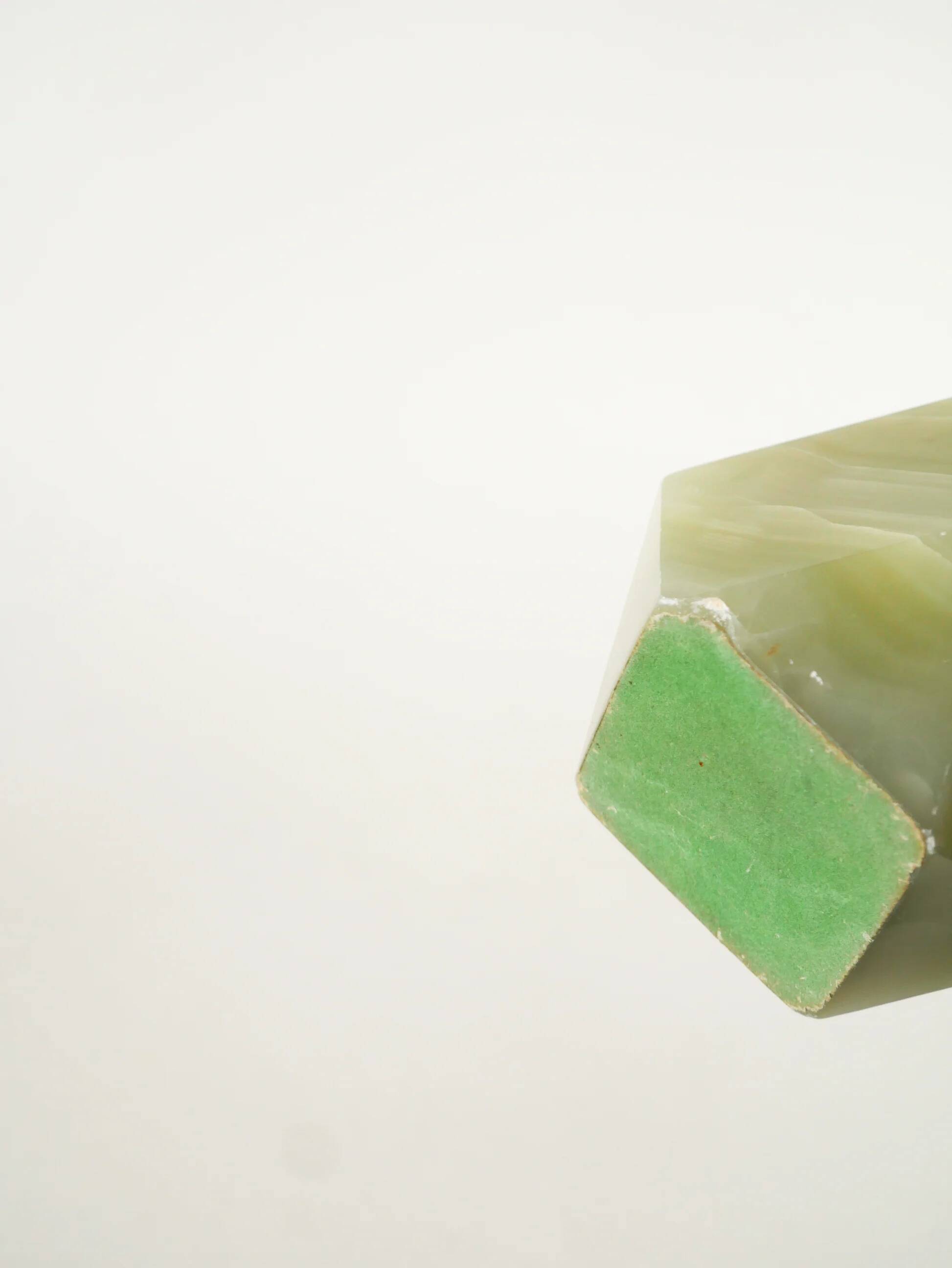 Bougeoir hexagonal en albâtre, 1970