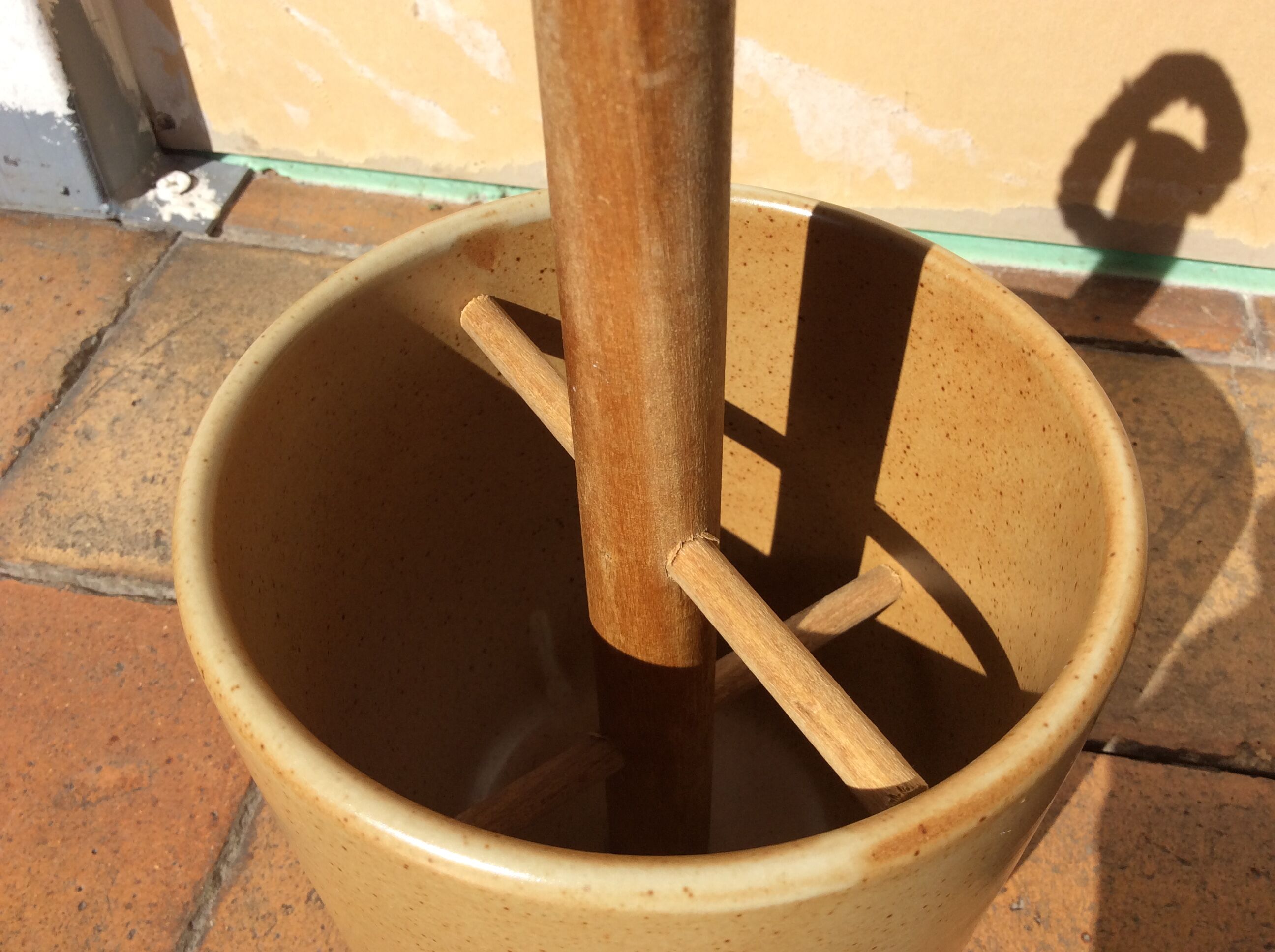 Pot sandstone utensils