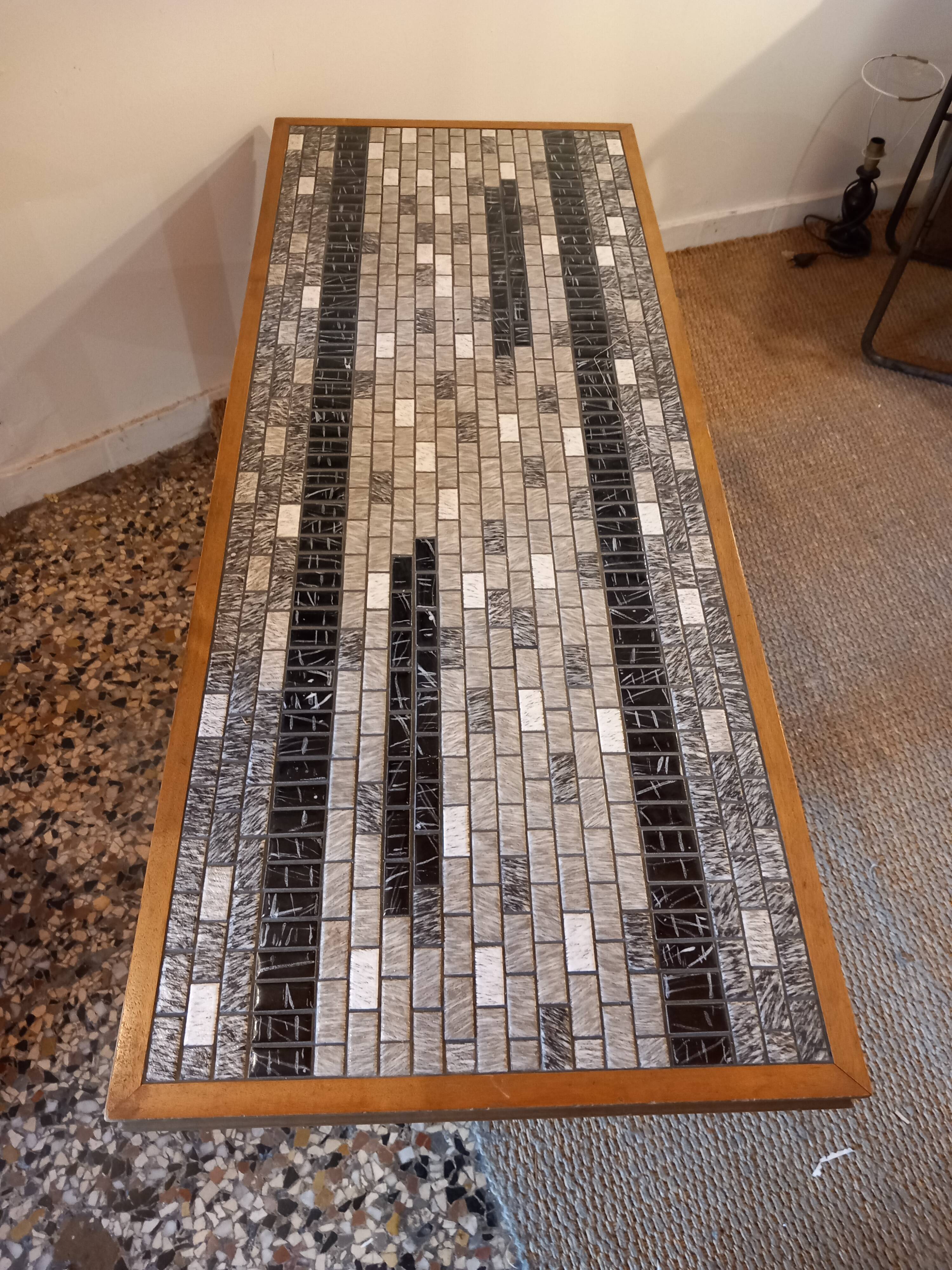 Vintage coffee table tiles