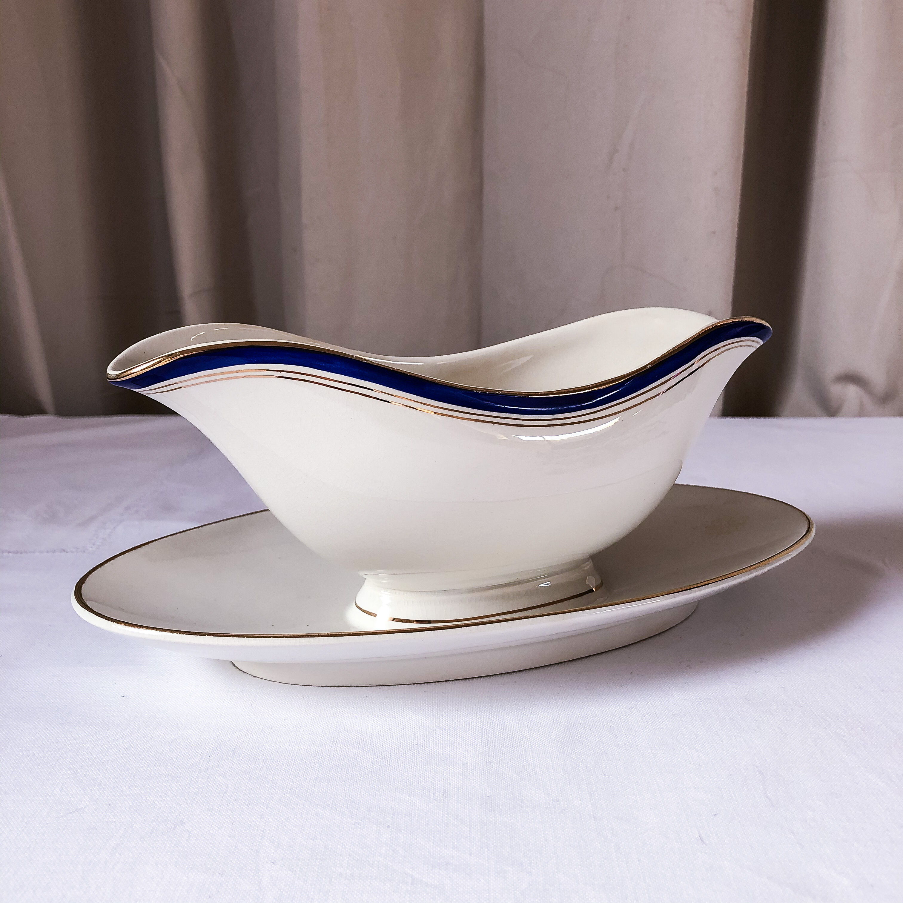 Luneville earthenware saucière