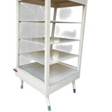 Comptoir de magasin en bois vintage, vitrine, étagère