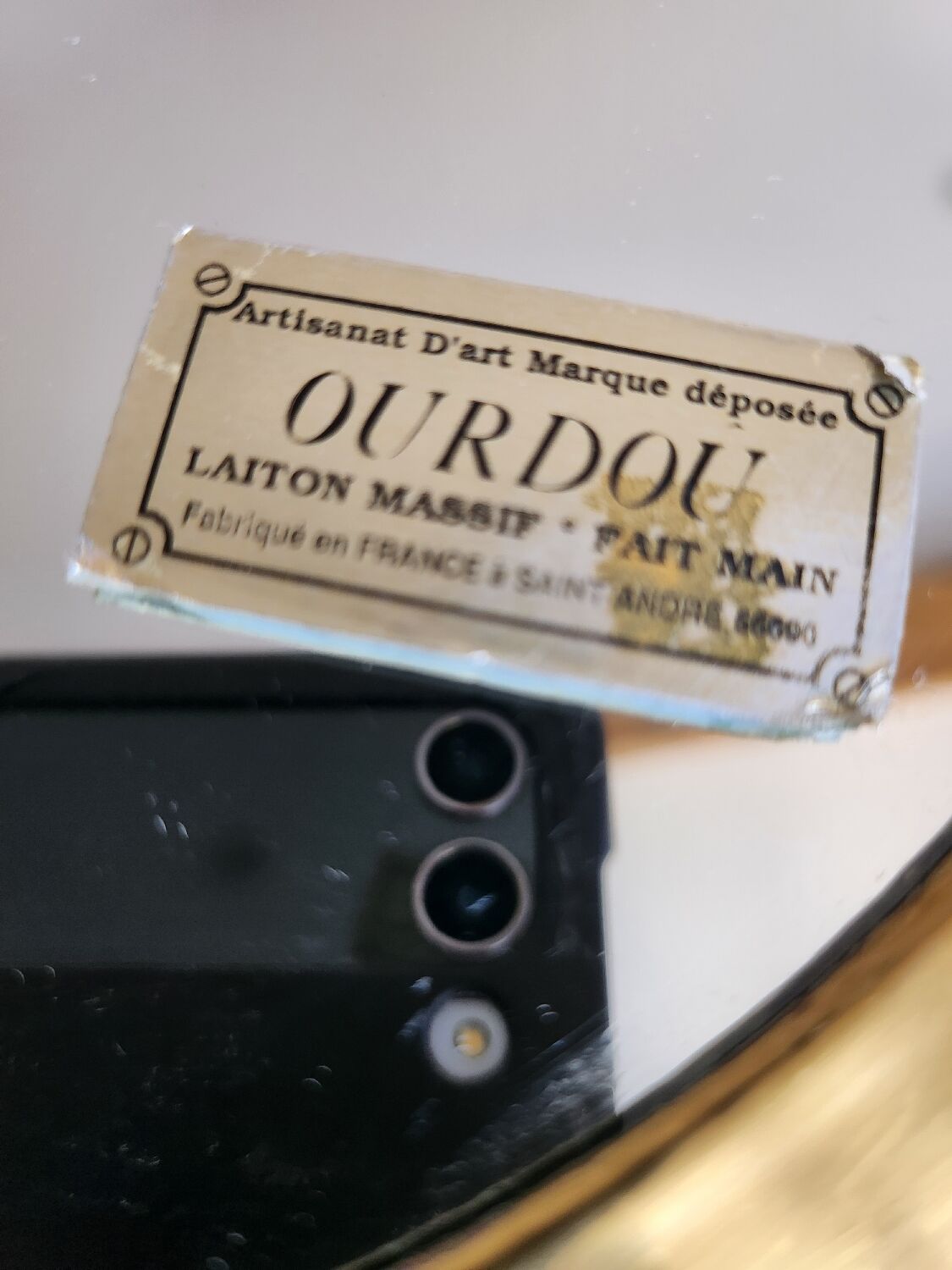 Drop mirror, Urdu house