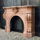 Impressive Napoleon III fireplace in violet brocatelle marble from Spain, circa 1880.