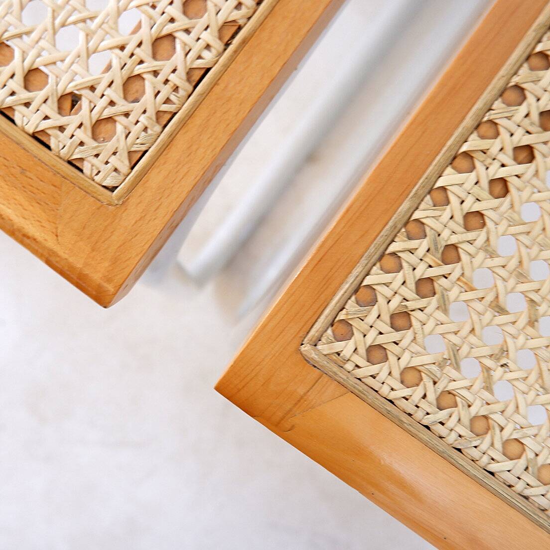 Set of 4 Italian rattan and white metal chairs