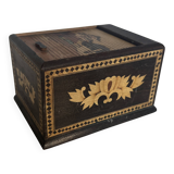 Vintage 1960 cigarette holder wooden dispenser Japan groom - 12 x 9 cm