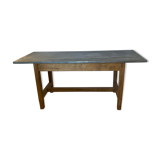 Zinc plated table
