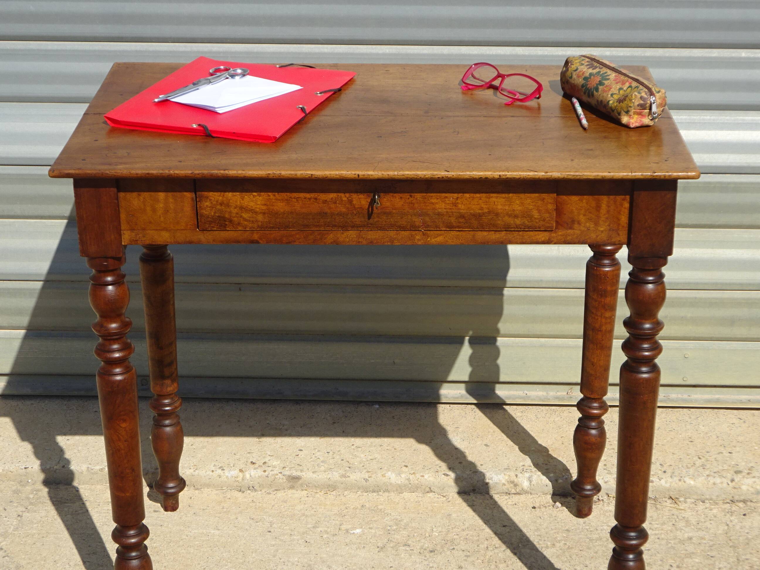 Vintage desk in solid walnut