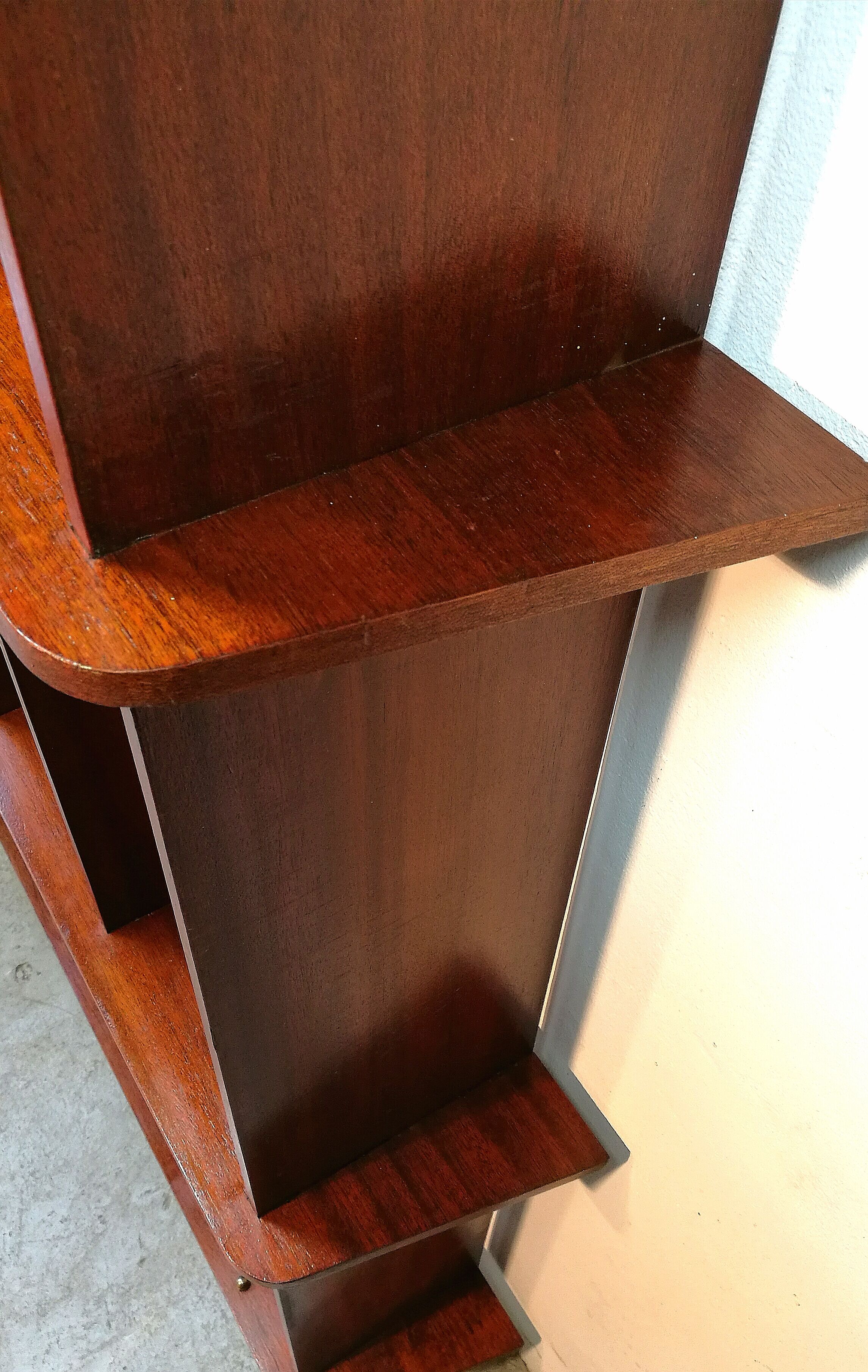 Trellis shelf mahogany 60s separator