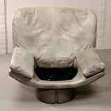 Eye-Catching Italian Grey Leather Lounge Chair by Ammanati & Vitello, 1970s