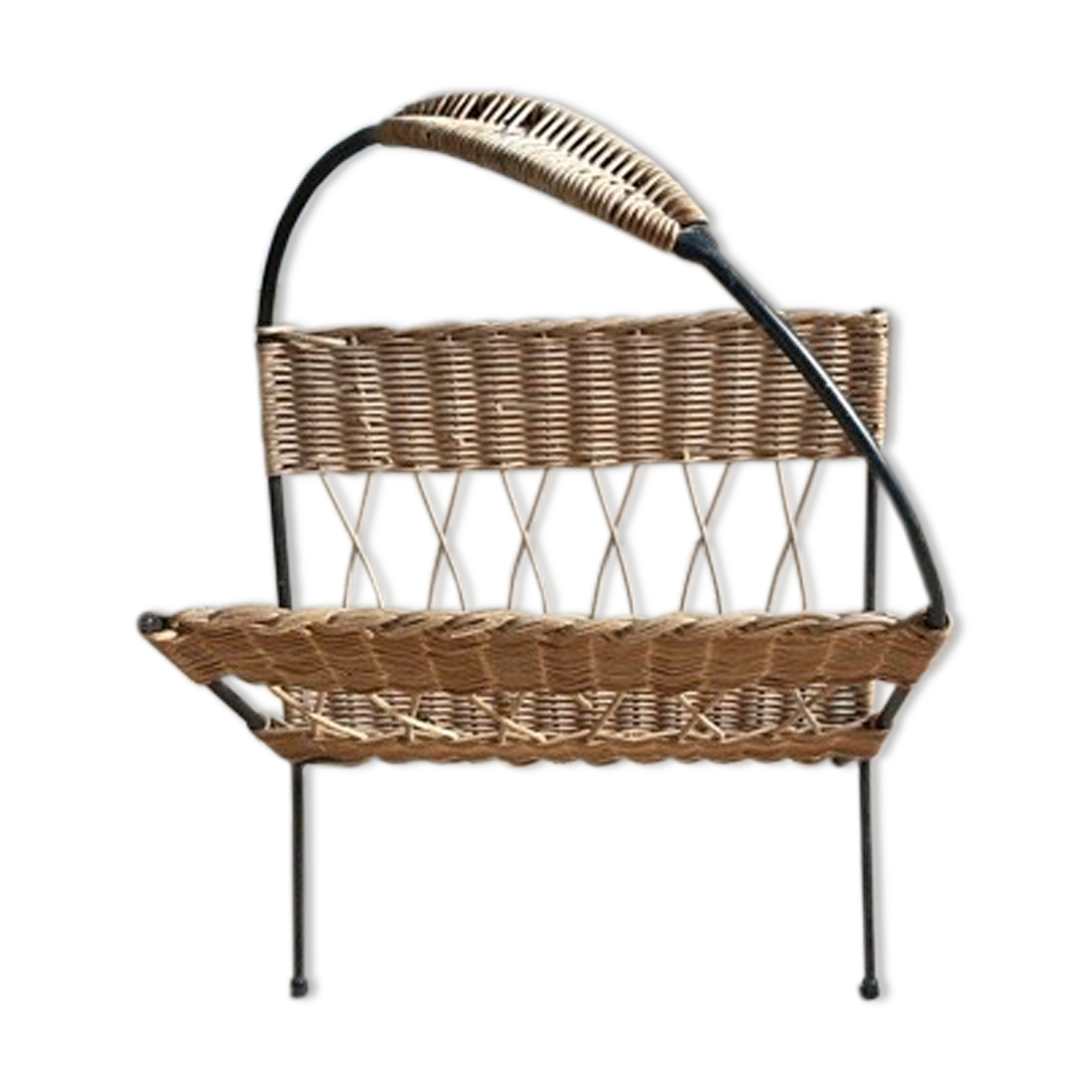 Porte revue rotin et fer 1950