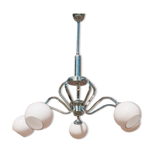 lustre moderne du milieu