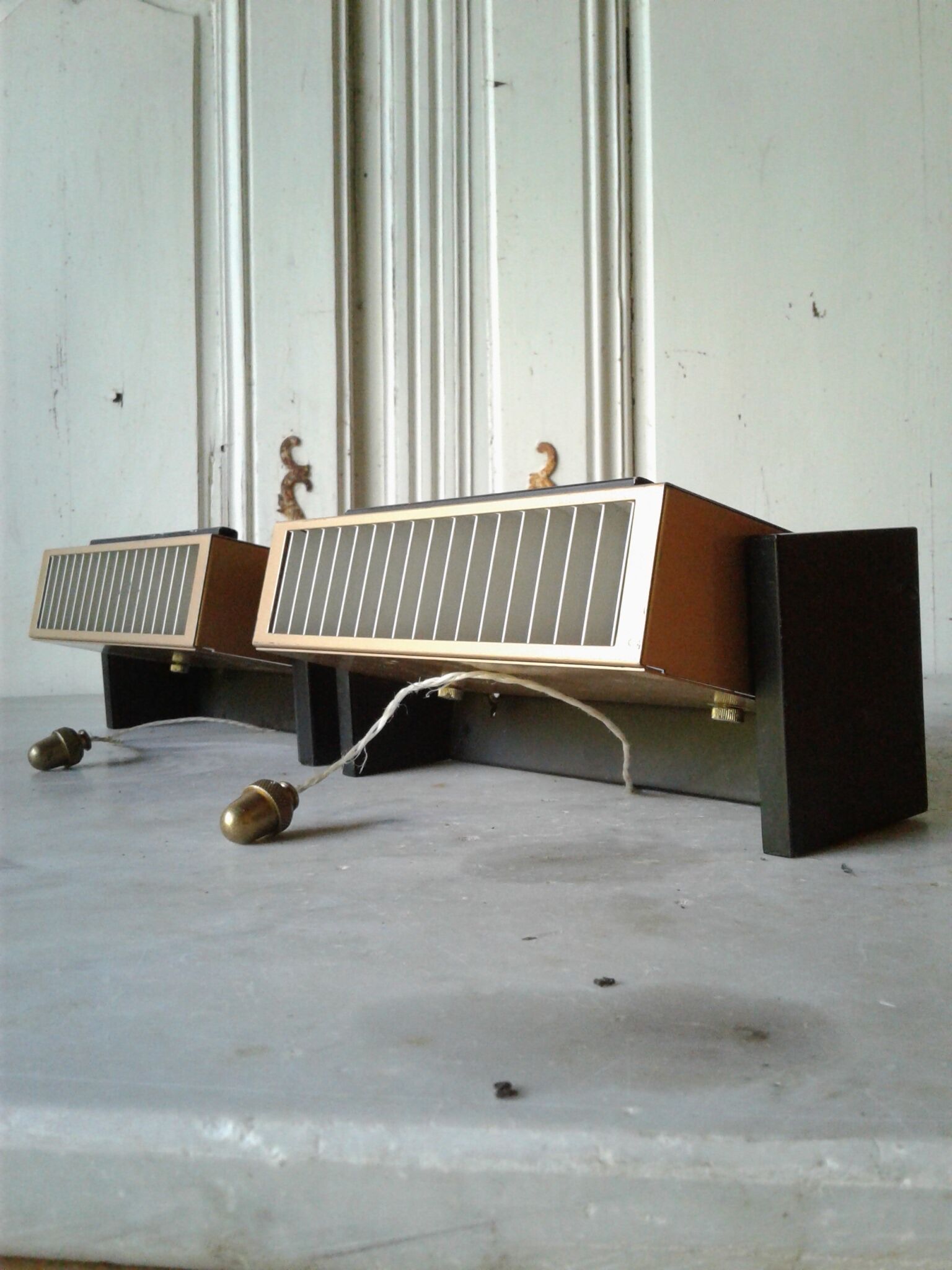 Pair of orientable wall sconces from the 50s