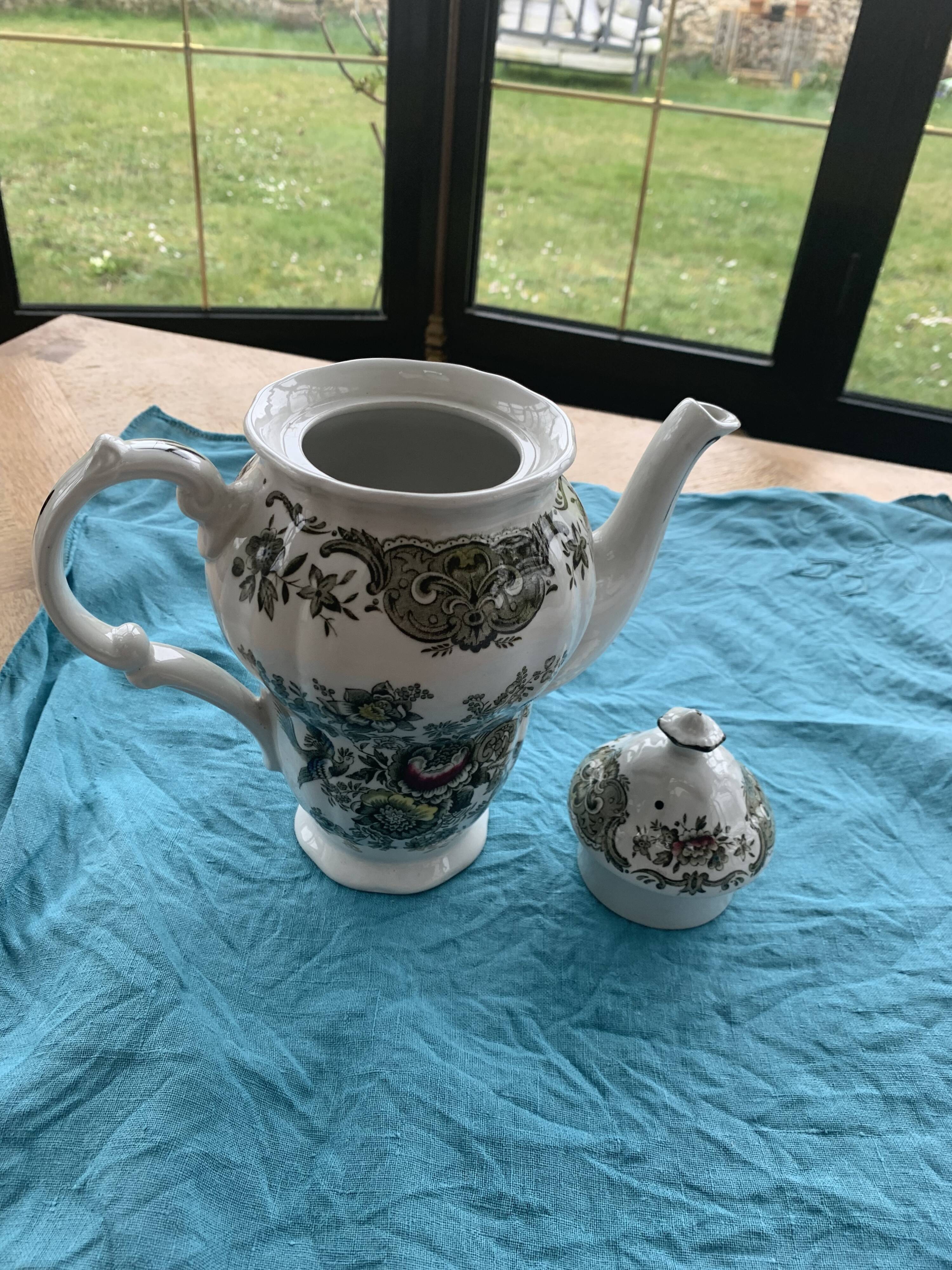 Coffee maker ridgway is 1792 staffordshire england model Windsor