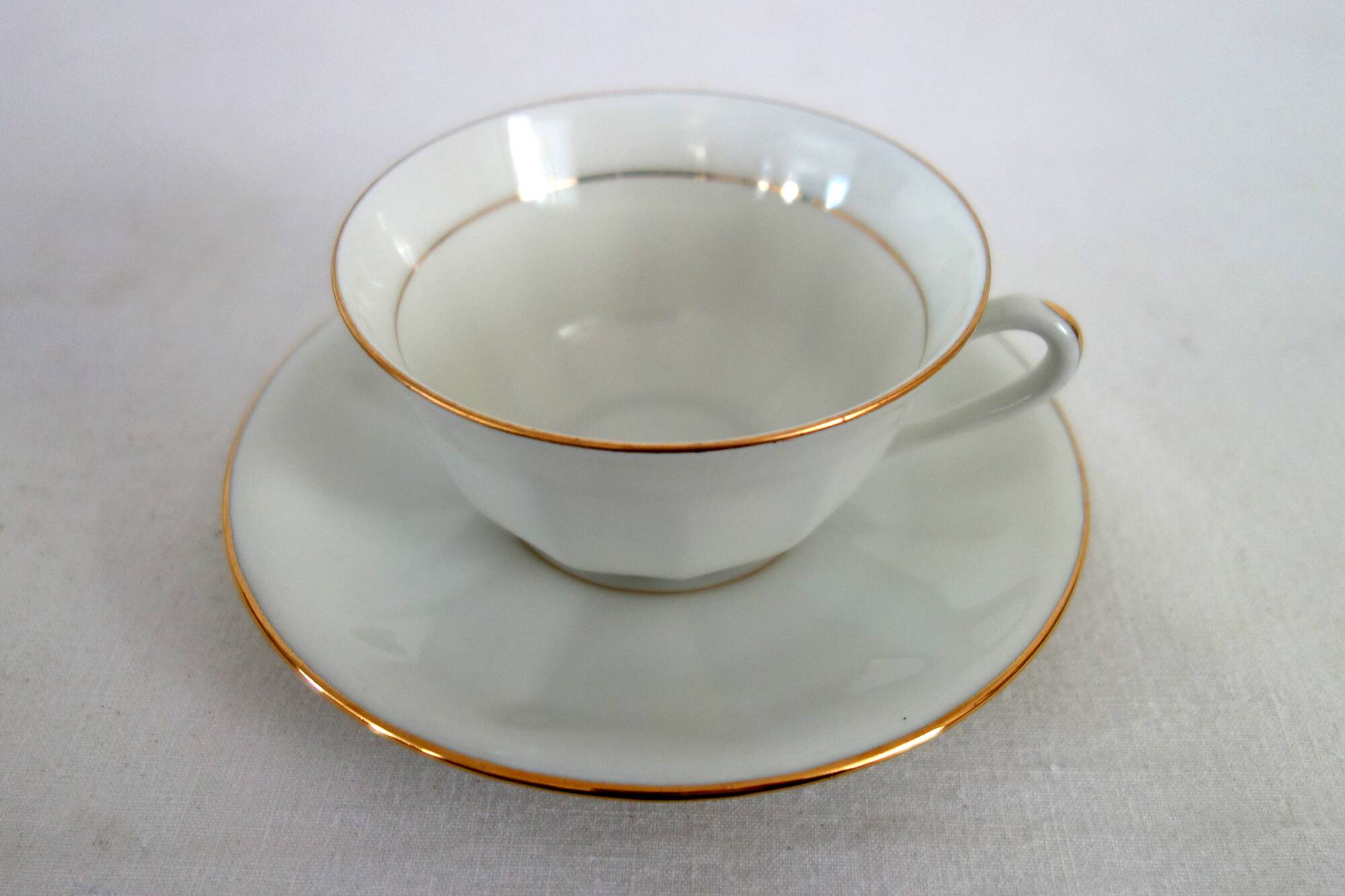6 vintage M&S Berry Limoges coffee cups with saucers