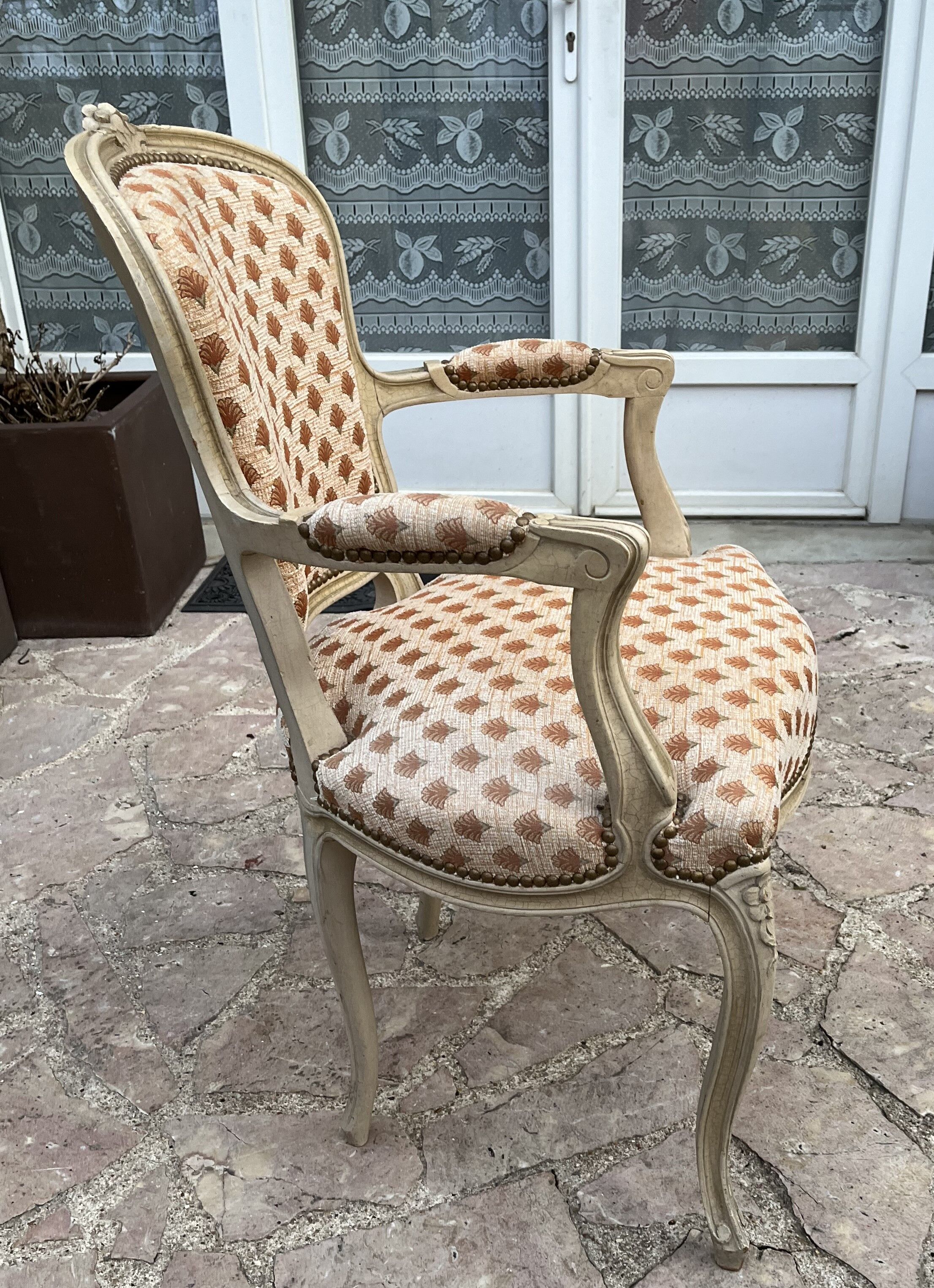 Fauteuil cabriolet Louis XV