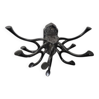 Circular coat rack in chrome-plated iron