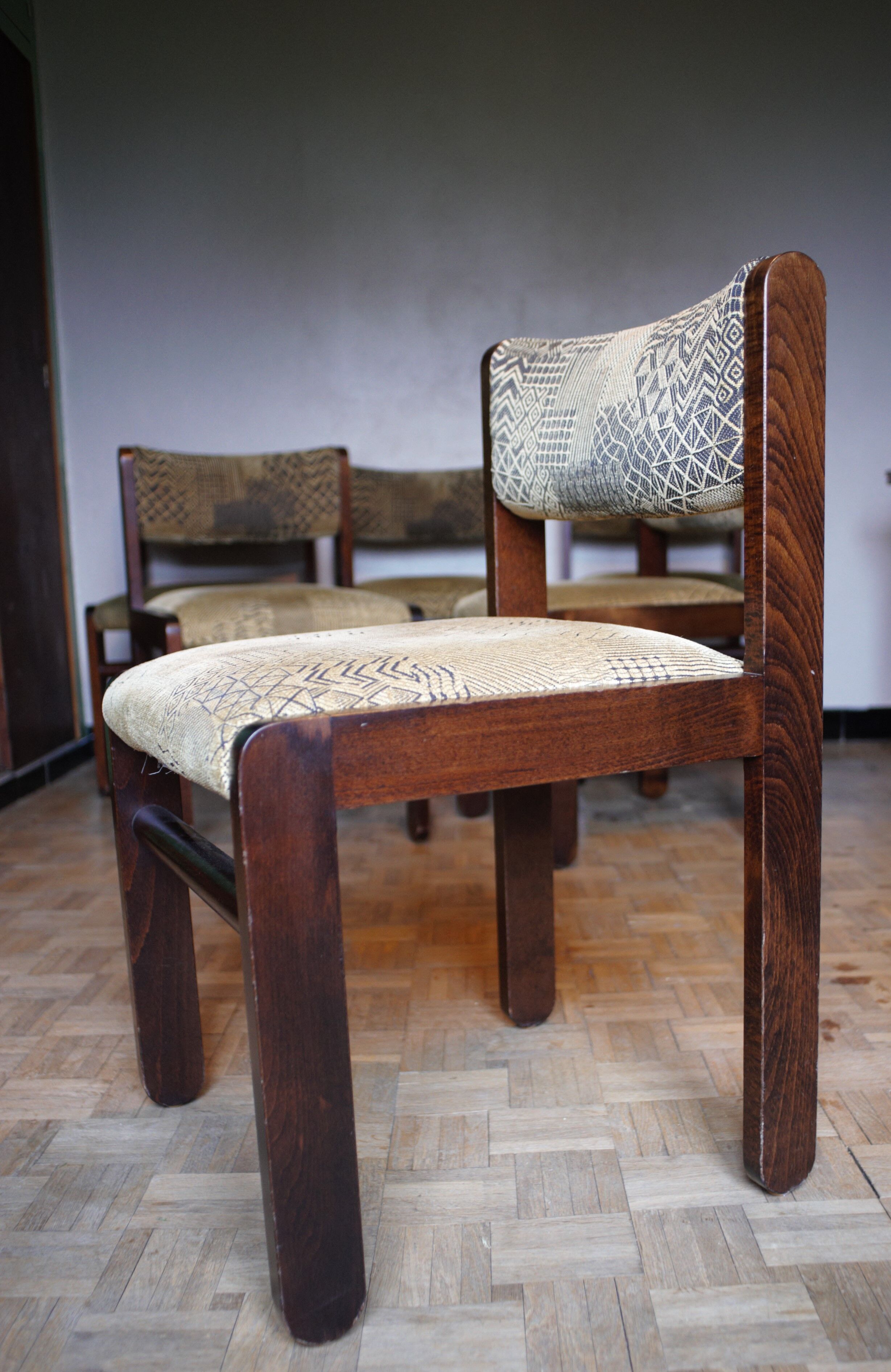 Set de 6 chaises 1980 style scandinave