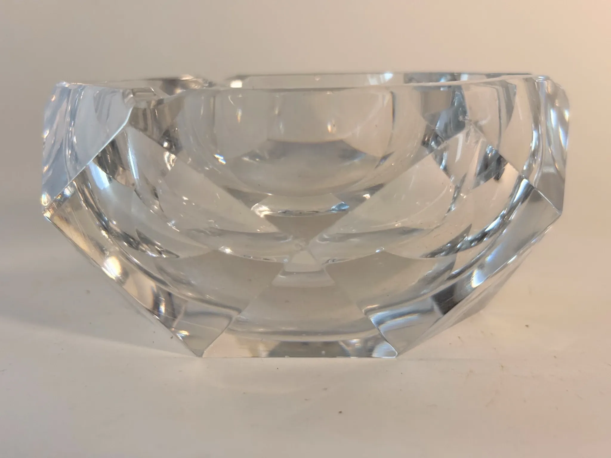 Faceted crystal ashtray, diamond shape