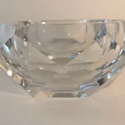 Faceted crystal ashtray, diamond shape