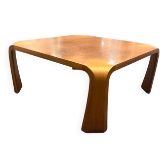 Zataku coffee table