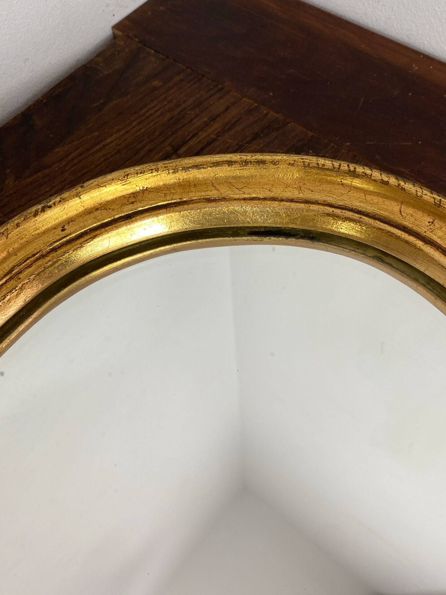 Large baroque mirror in gilded wood