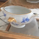 Porcelain saucière