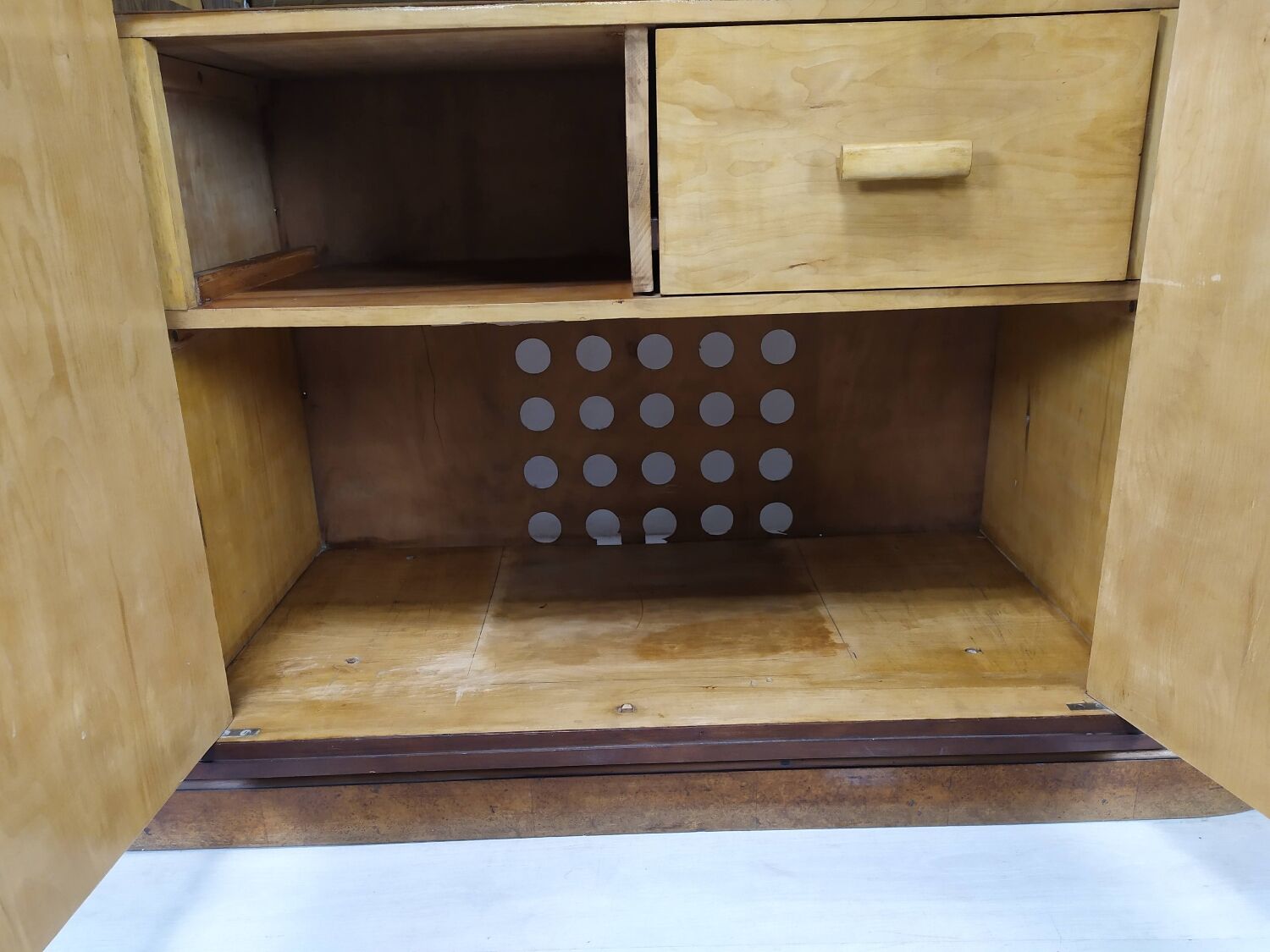 Art Deco buffet
