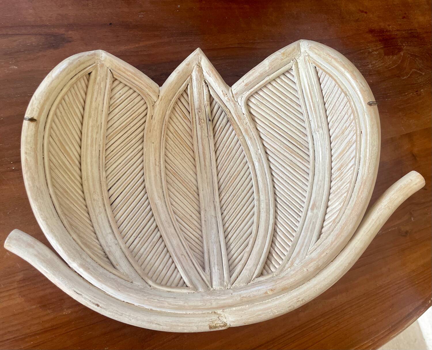 Rattan and bamboo lotus flower wall lamp