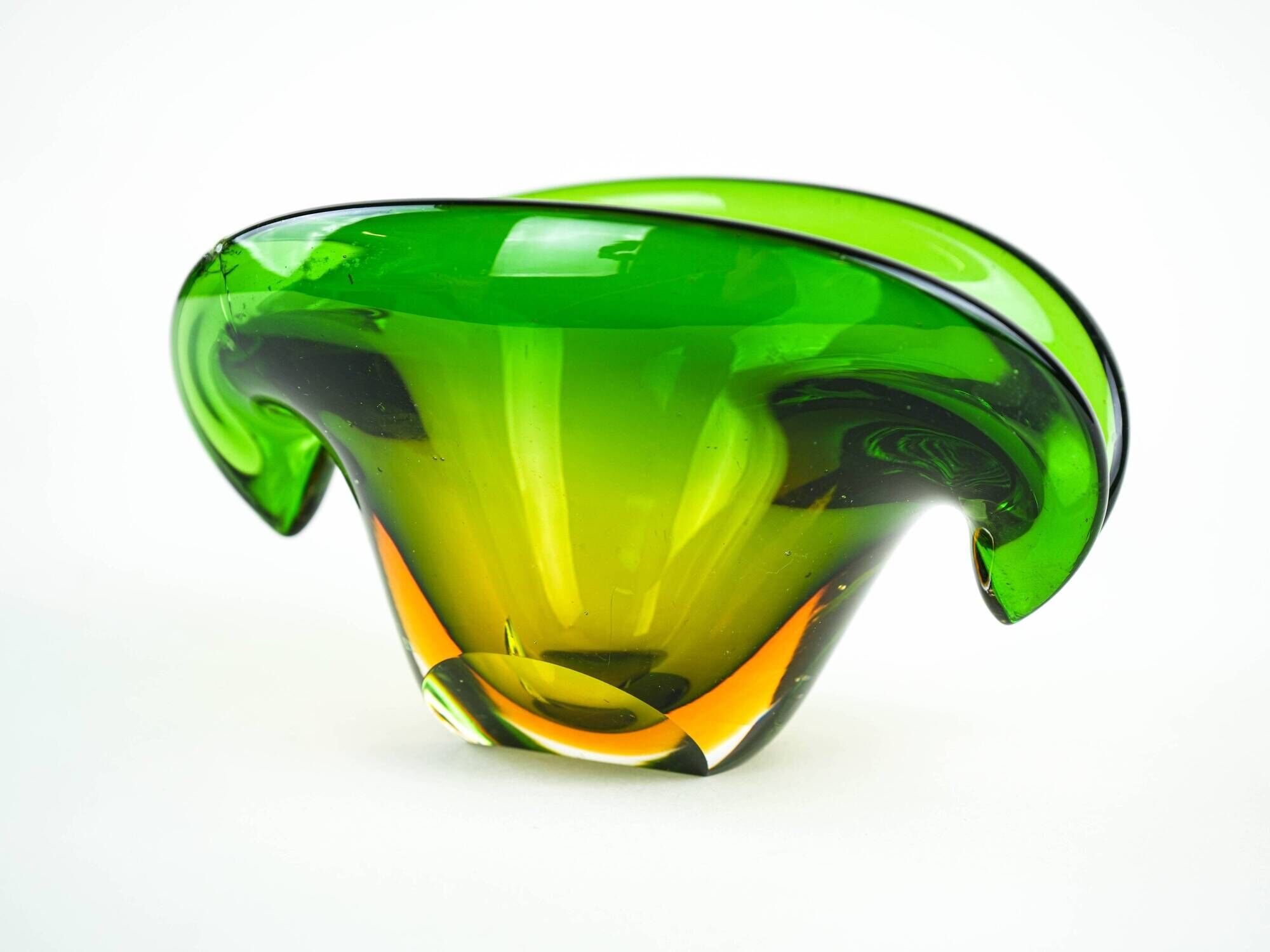 Sommerso glass platter in green and yellow, Murano, Italy, 1960s