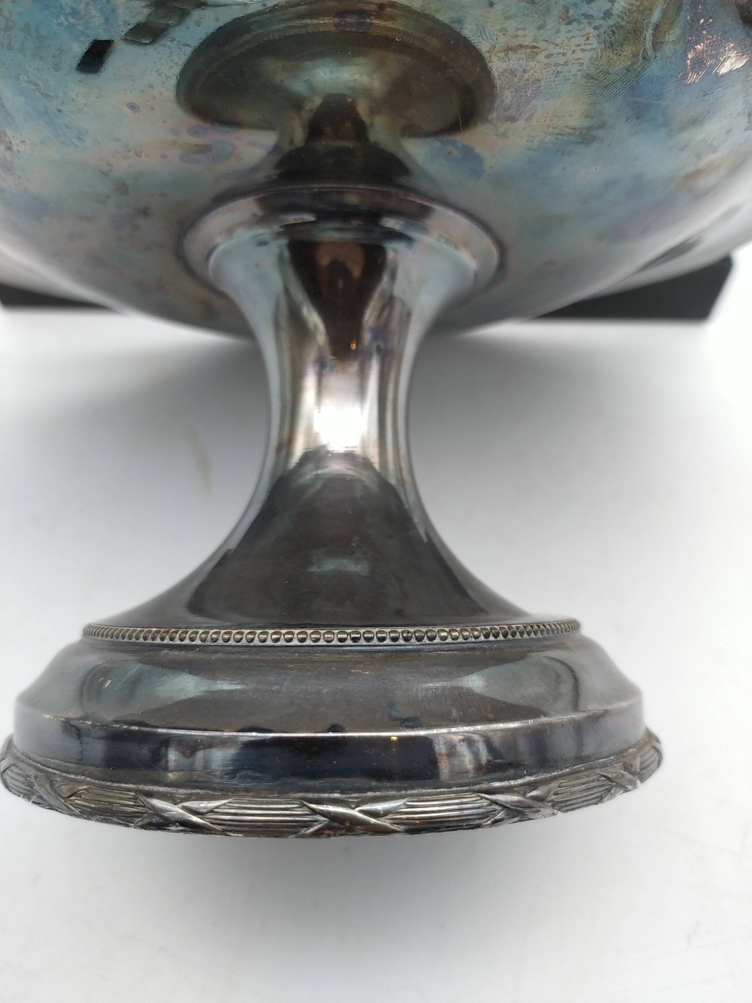 Art Deco silver-plated metal pocket tray