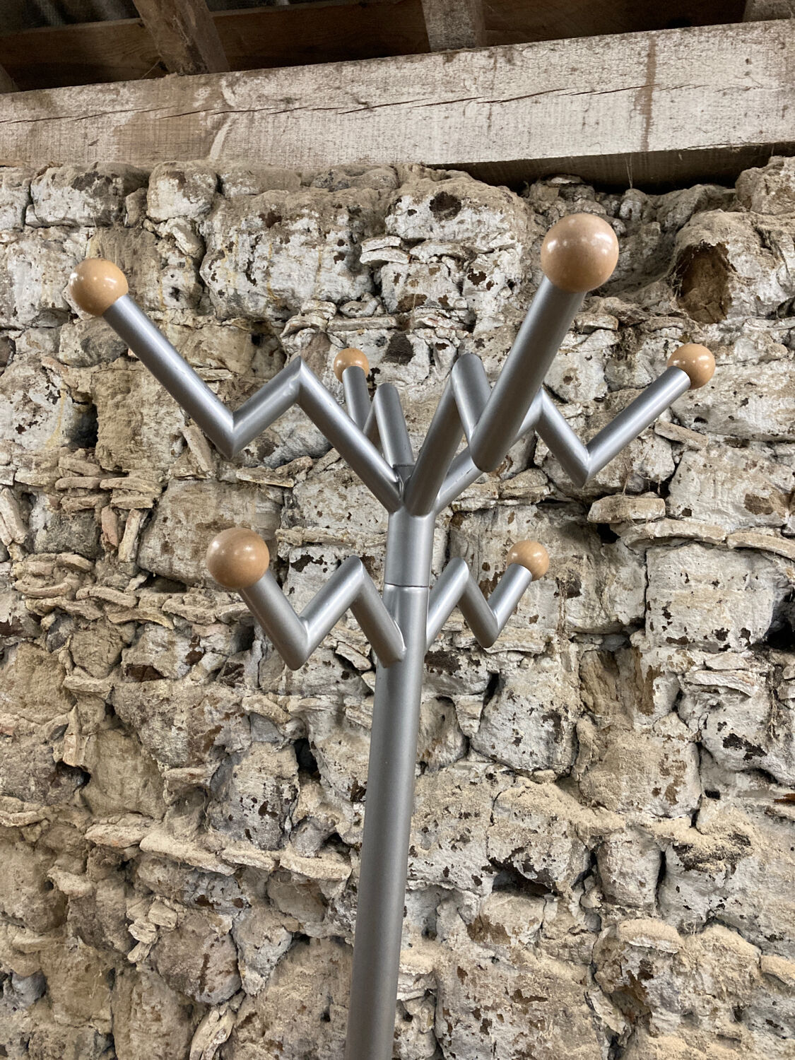 Free-standing coat rack in metal and wood 1980 1990