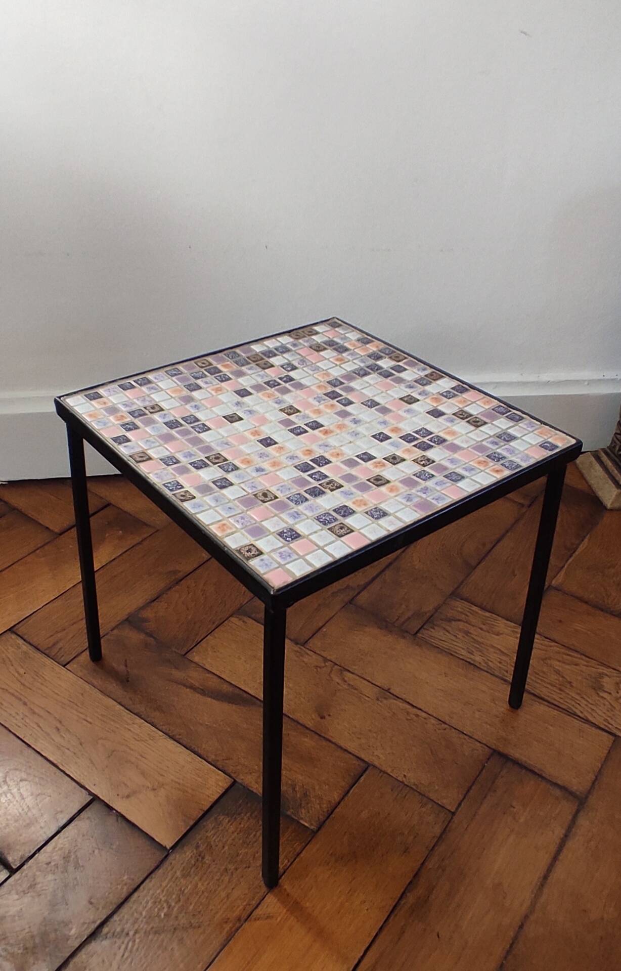 Bout de canapé vintage en mosaïque
