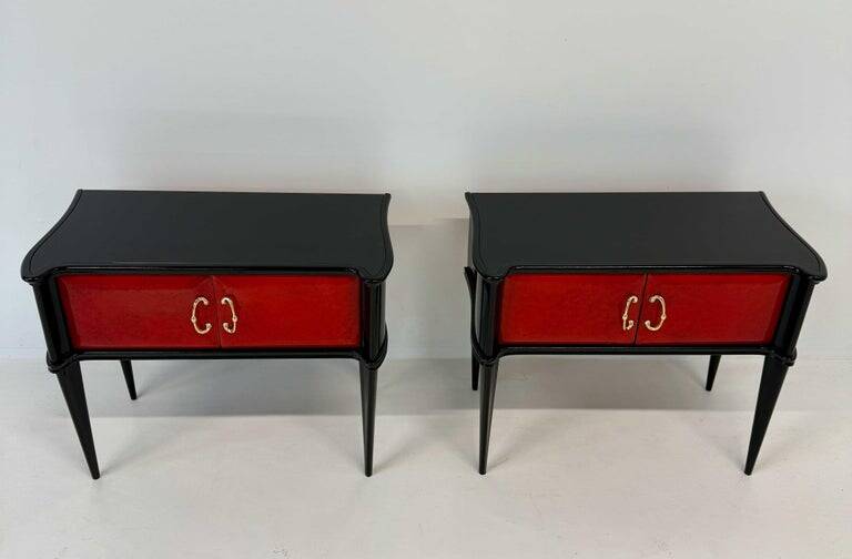 Pair of Italian Art Deco Nightstands in Red Parchment and Black Lacquer, 19