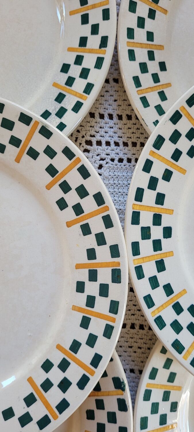 Flat plates Terre de fer Chantilly model