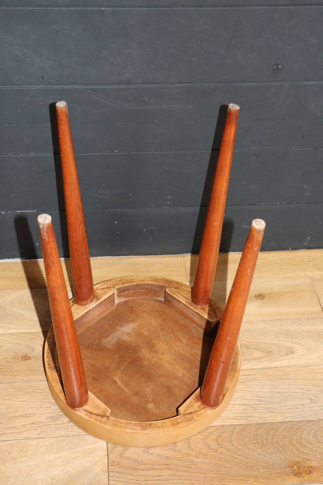 Baumann two-tone stool 462mm