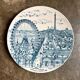 Plat "Exposition universelle" en faïence bleue n°2