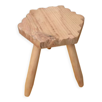 Tabouret tripode