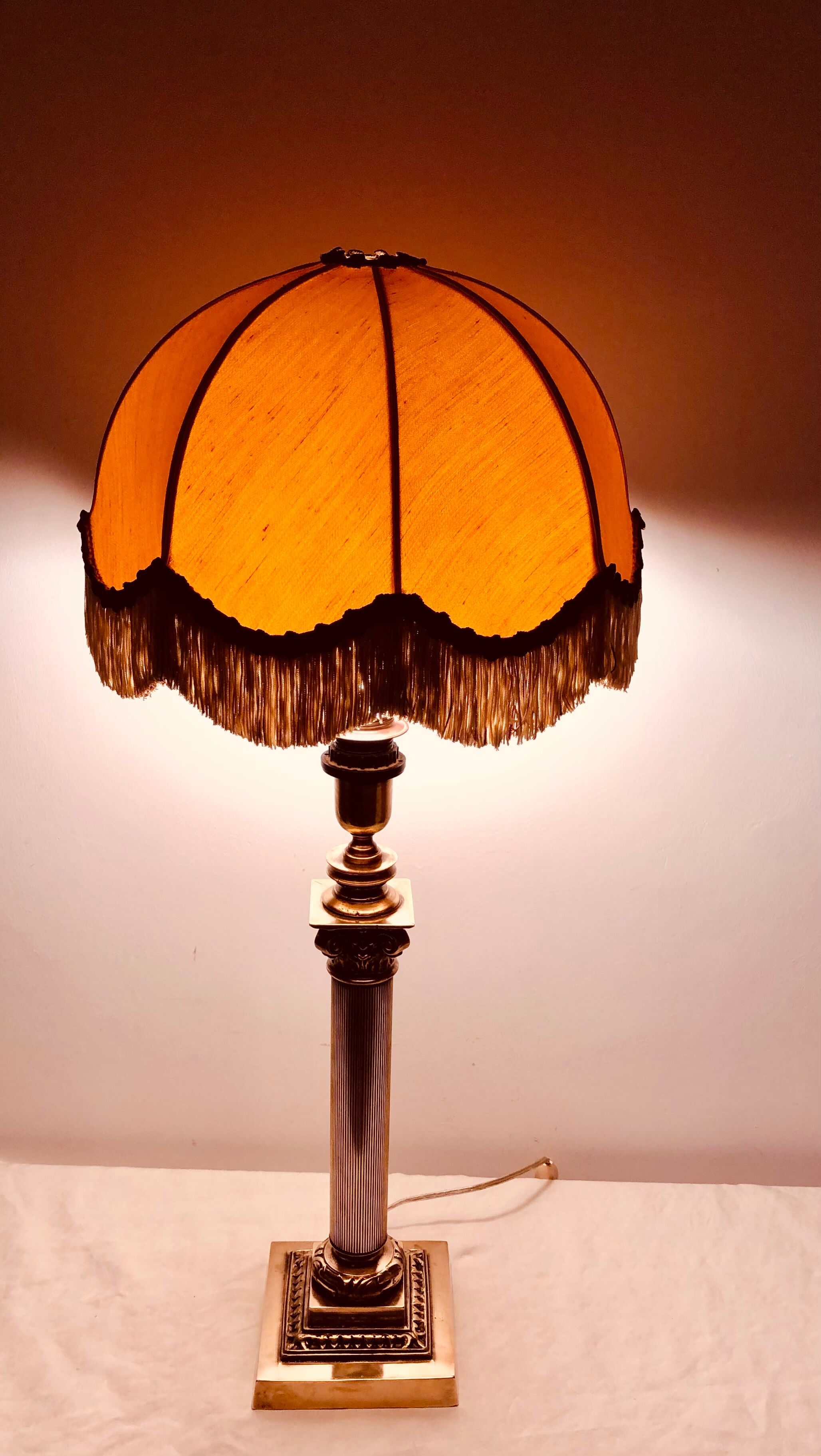 Pied de lampe ancien colonne en bronze