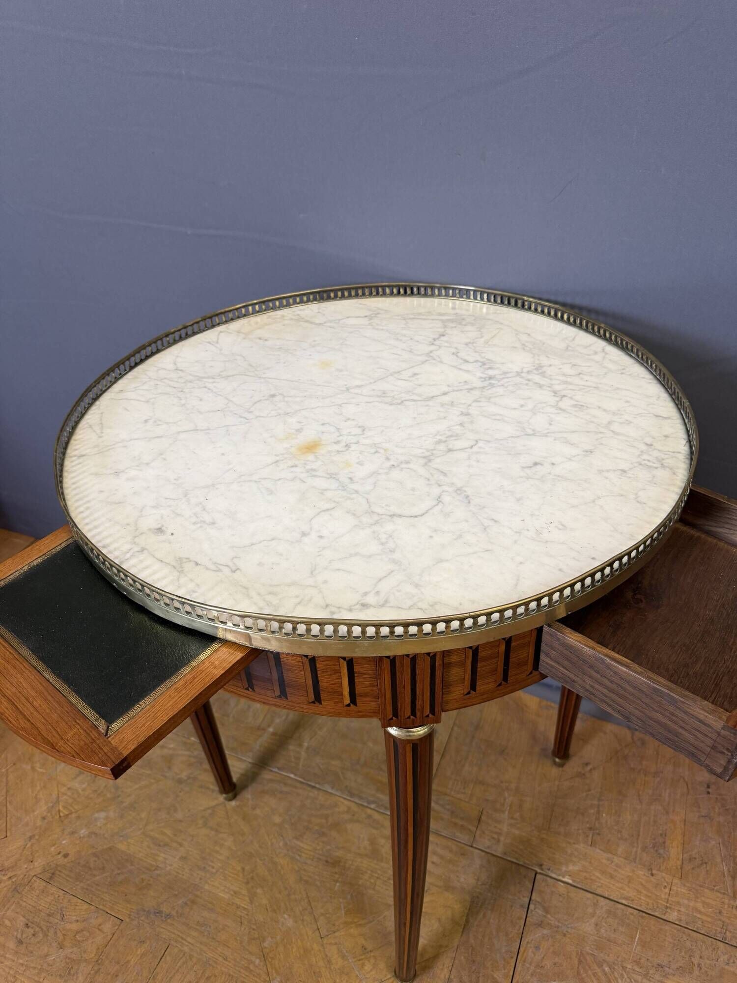 Louis XVI Bouillotte Table in rosewood marquetry