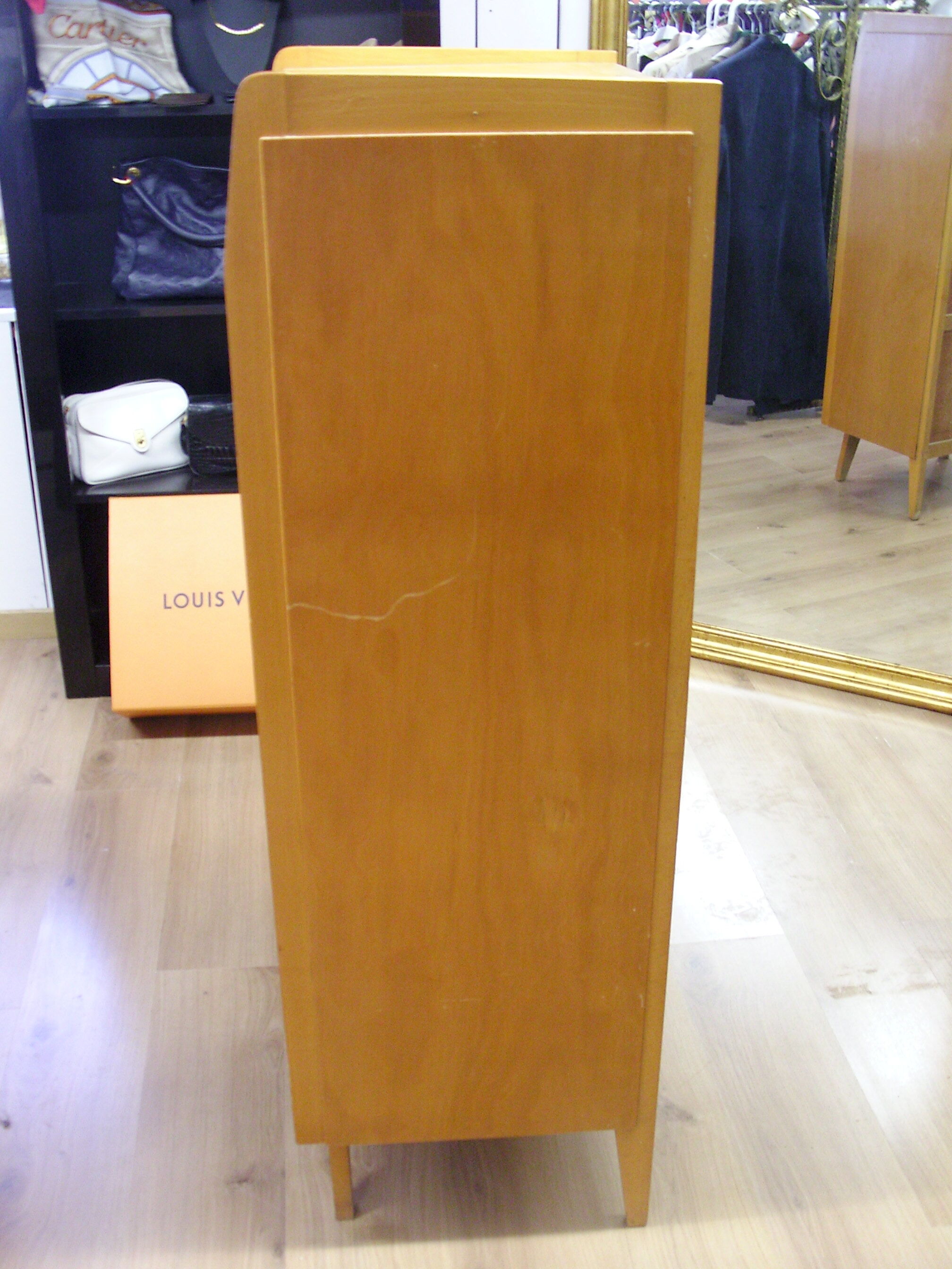 Vintage weekly commodity