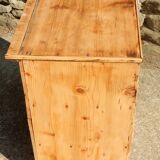 Ancien petit buffet / Meuble de métier de coiffeur en sapin