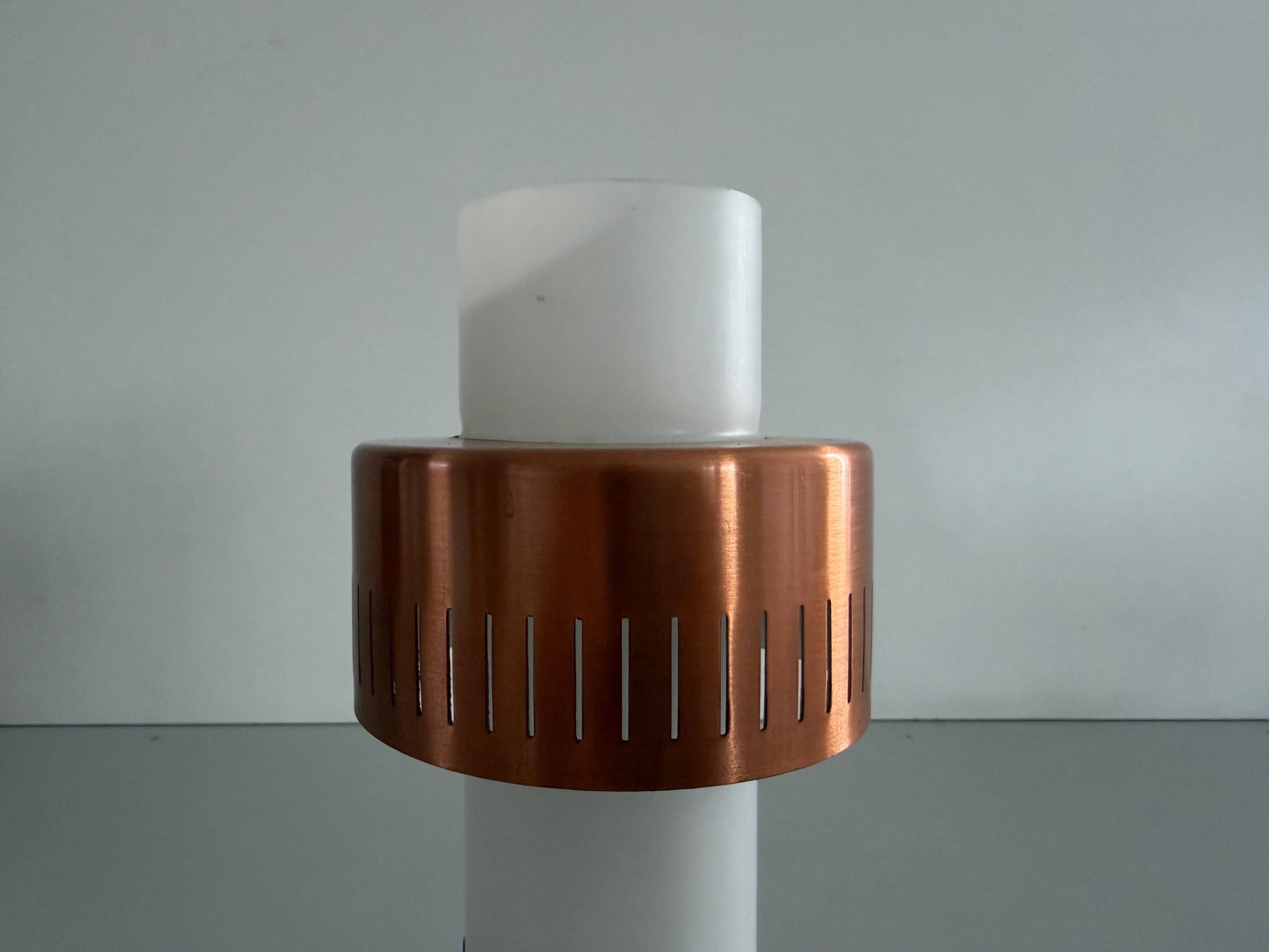 Simple table lamp in copper metal and opal glass, 1960s, Germany