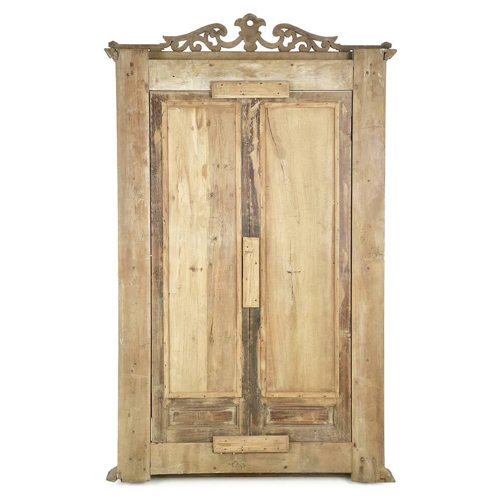 Antique Indian double-leaf door in carved solid wood