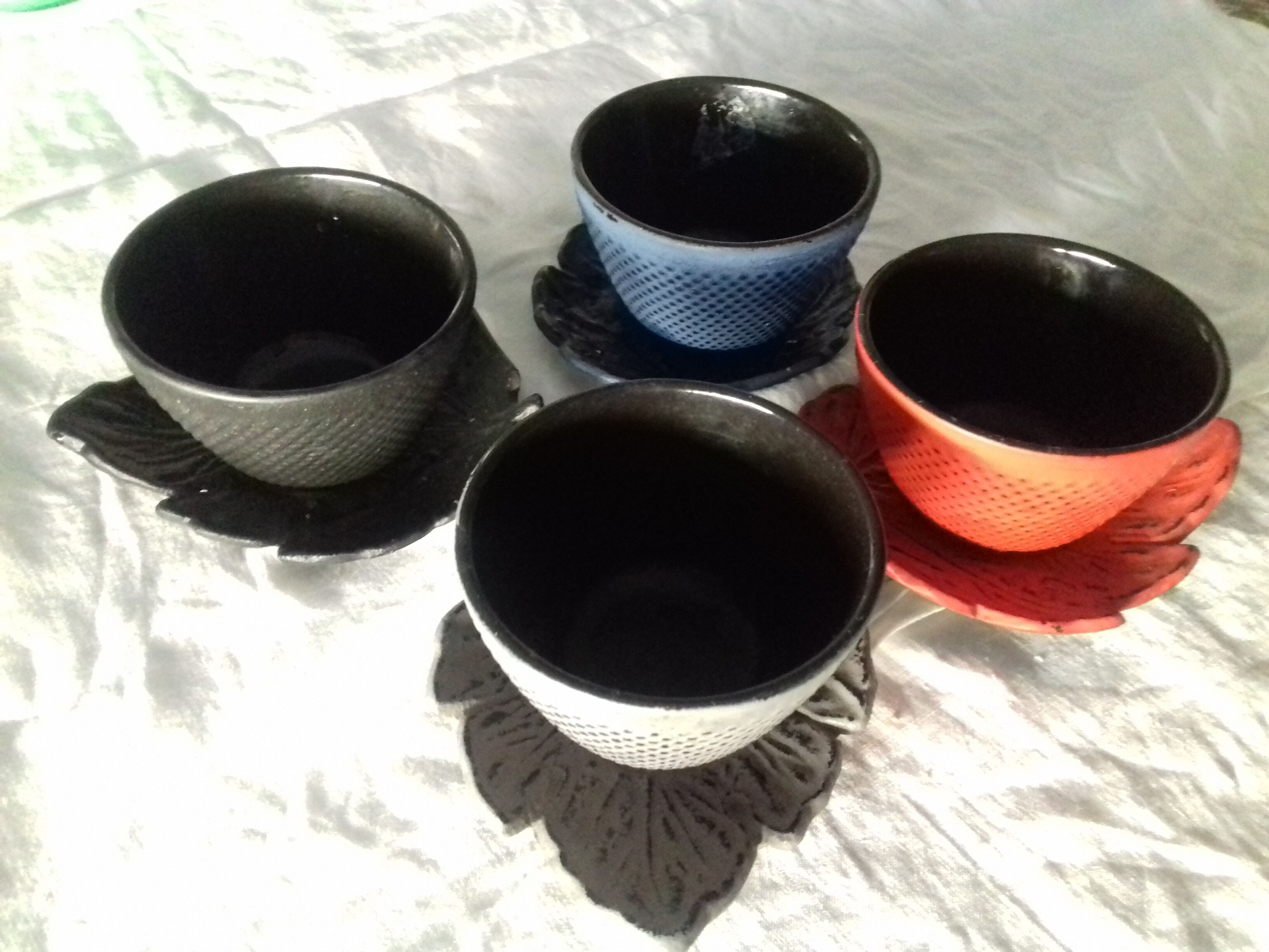 Suite of Asian teacups