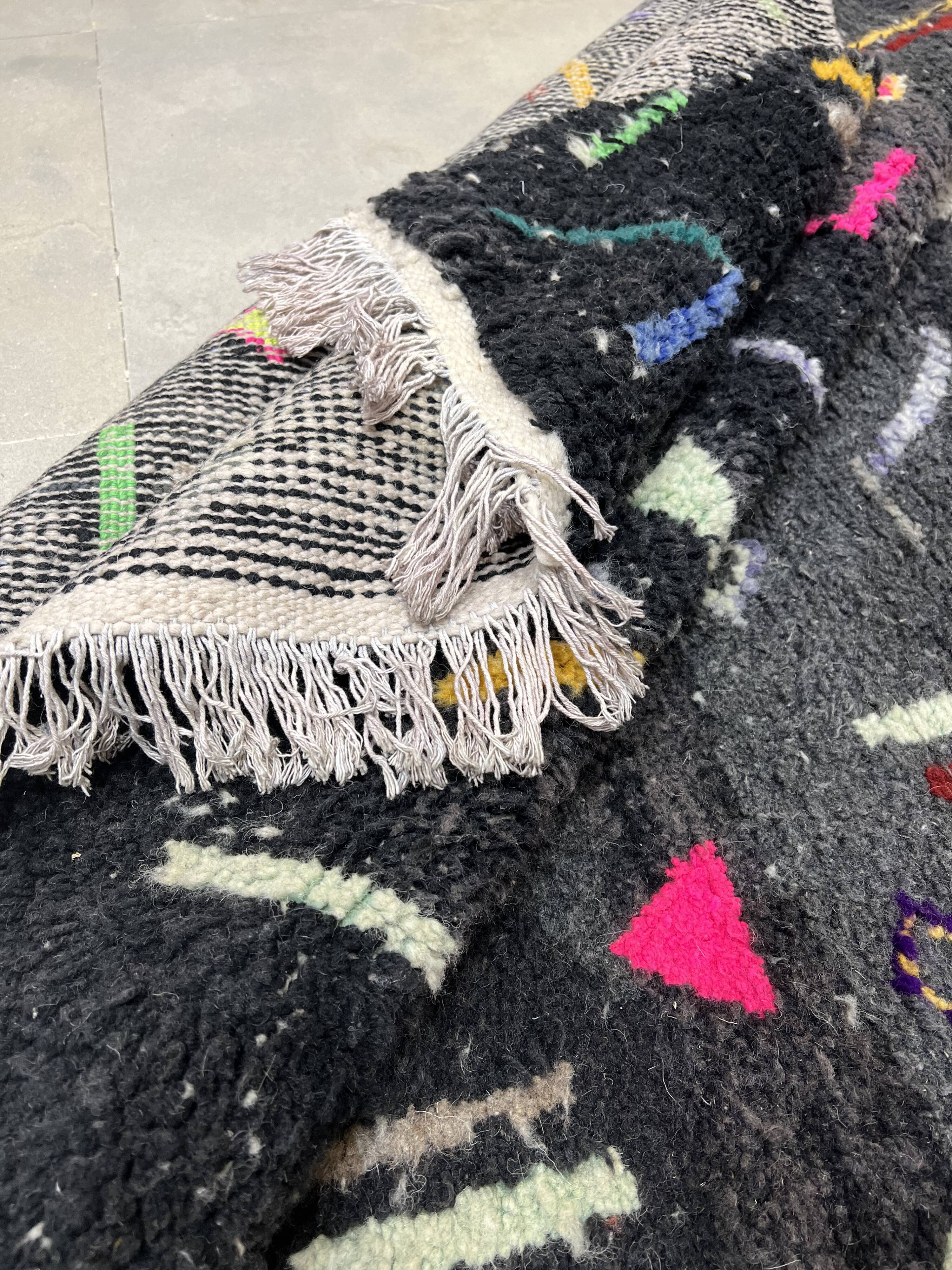 Black Berber carpet156x204cm