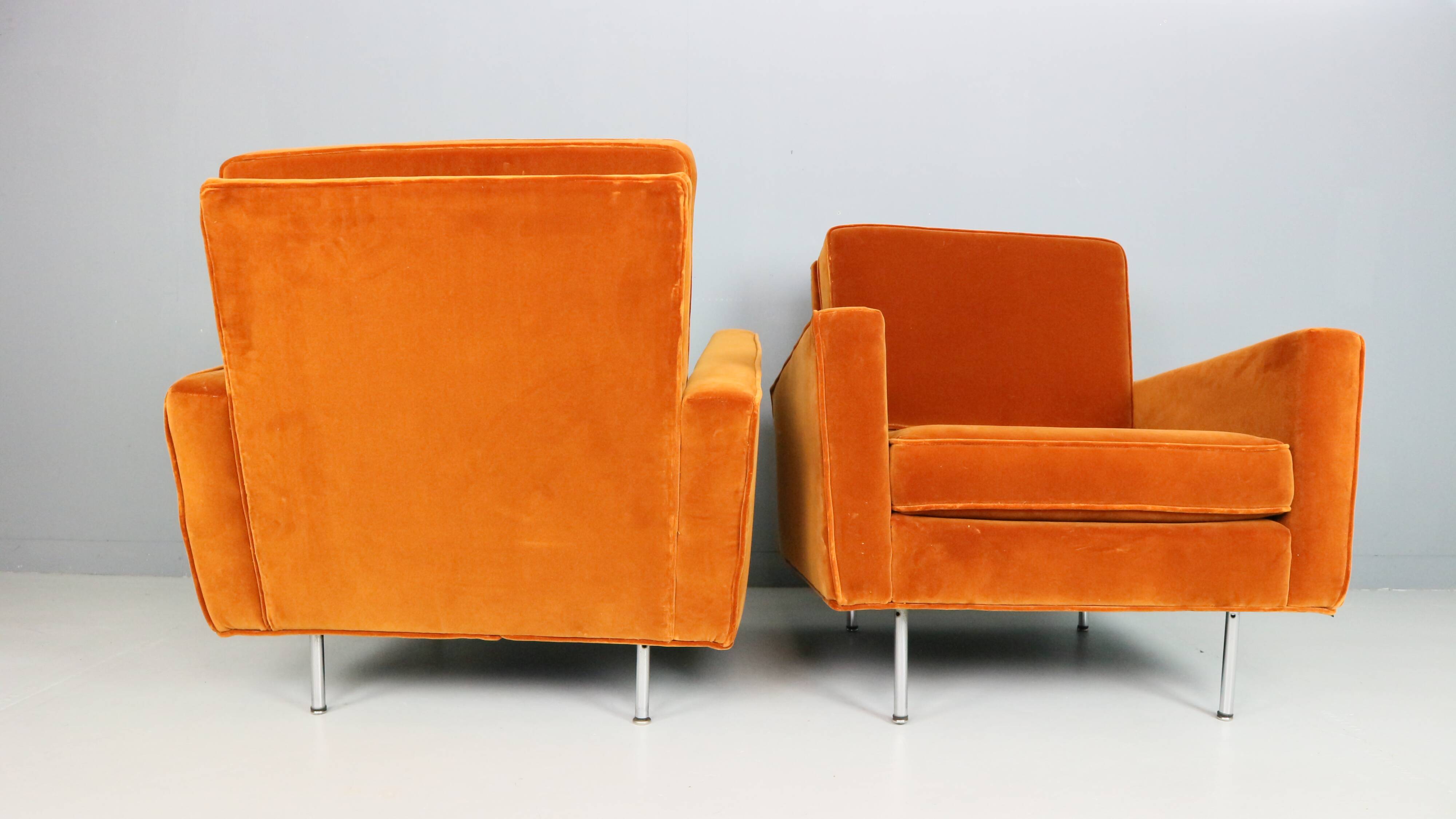 Pair of 1st edition easy chairs 25 BC by Florence Knoll in velvet, 1950s