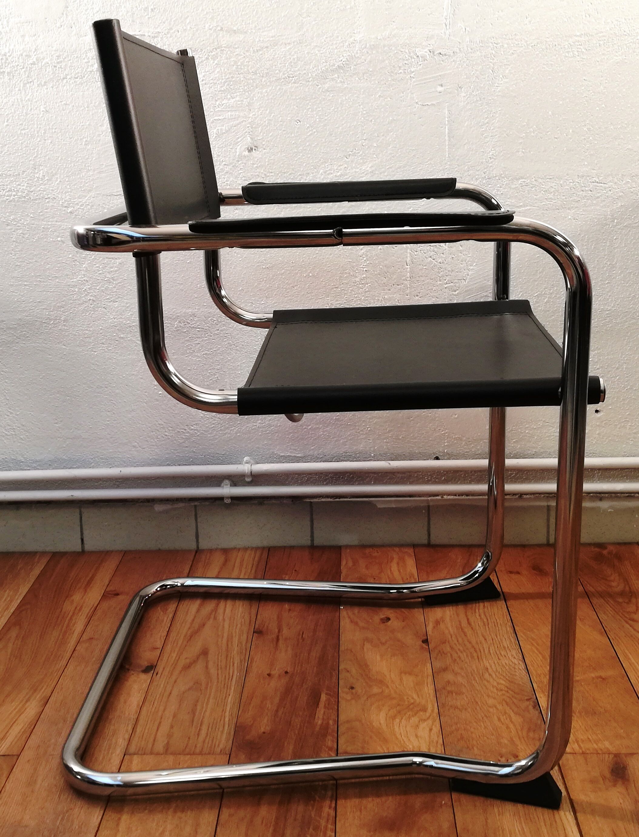 Vintage leather chair