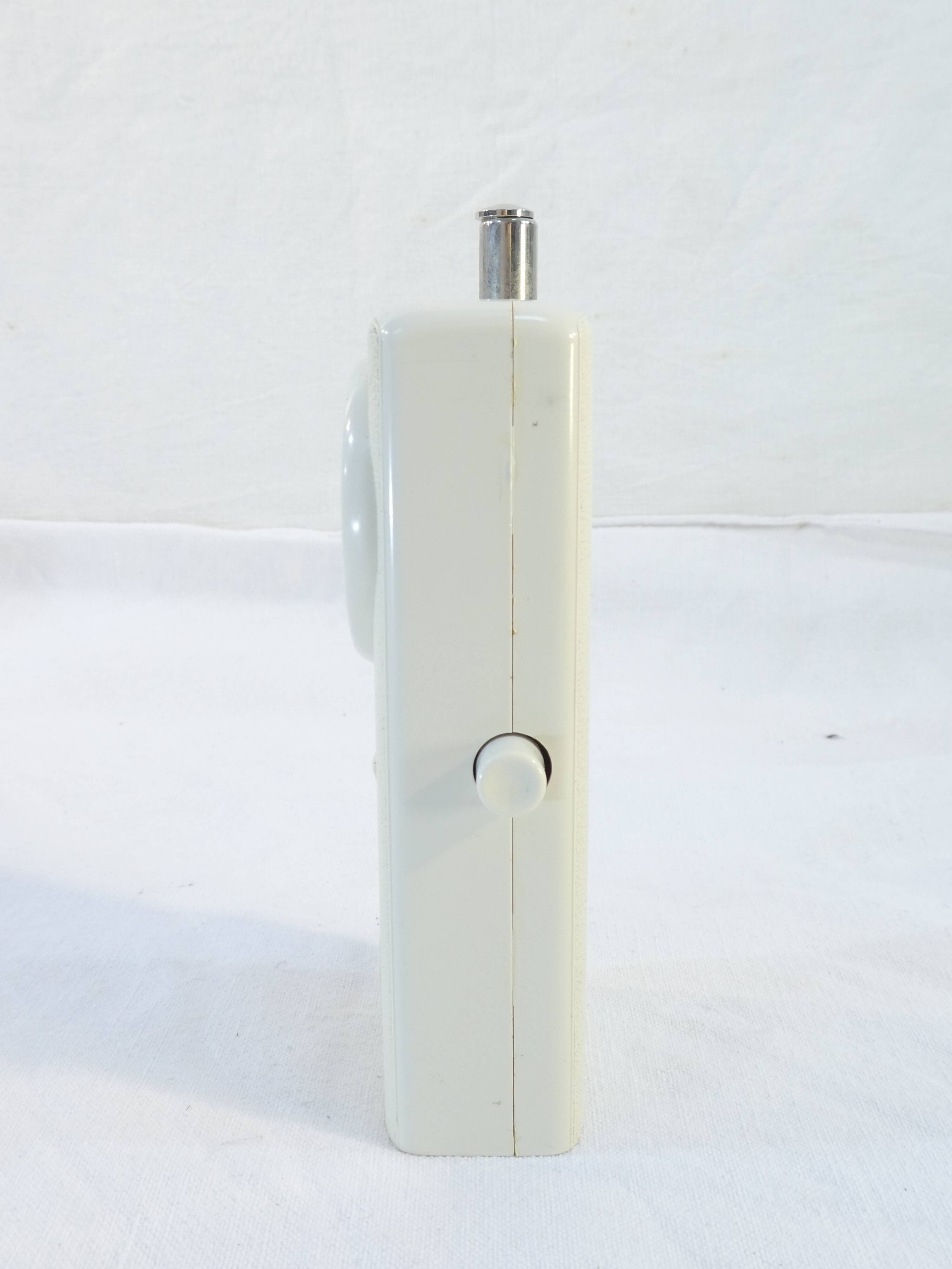Pair of walkie-talkies Bona model WE 32 made in Japan