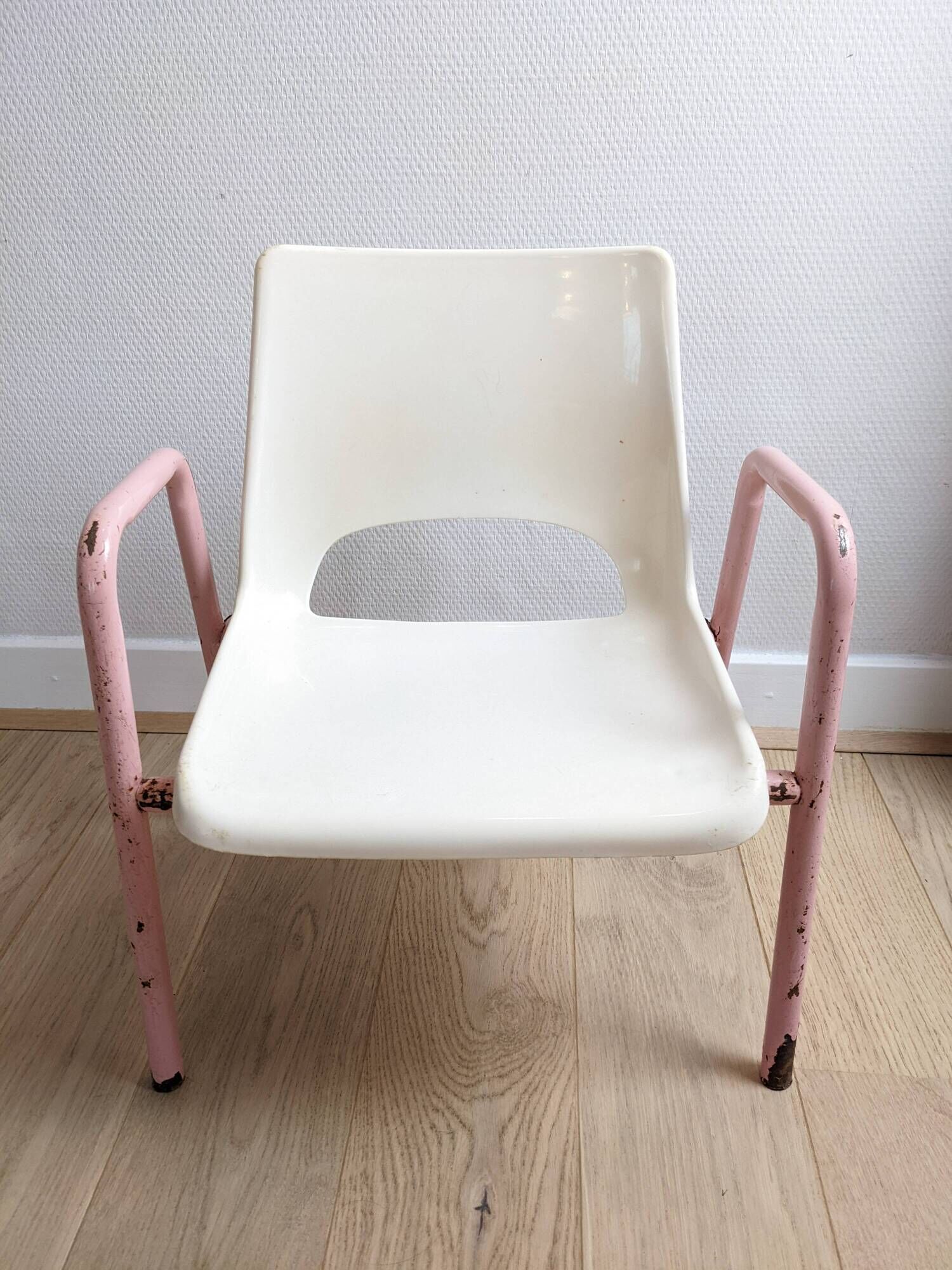 Retro vintage armchair child metal and plastic spirit school mullca