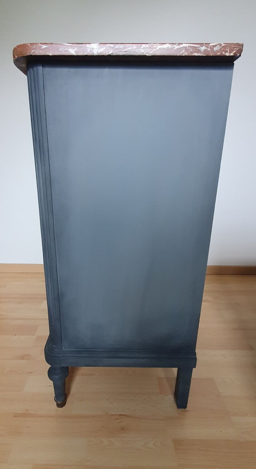 Chest of drawers with marble top